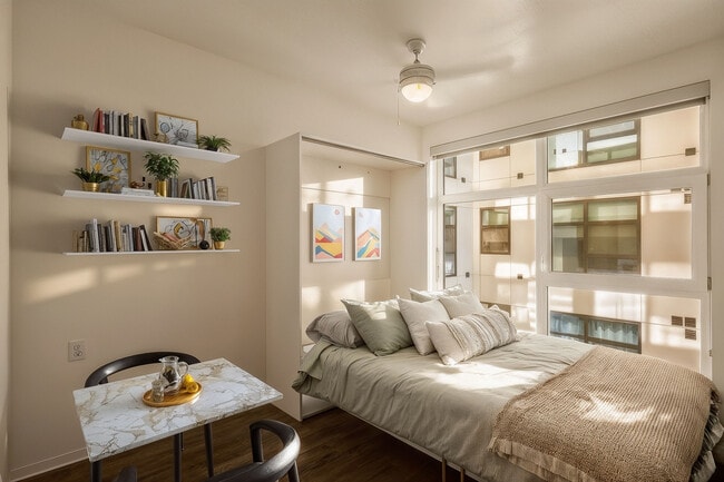 Building Photo - The Derby Slabtown