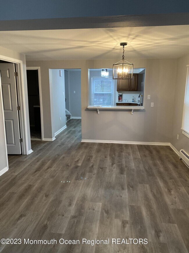 52 Lasatta Ave Unit E, Englishtown, NJ 07726 Condo for Rent in