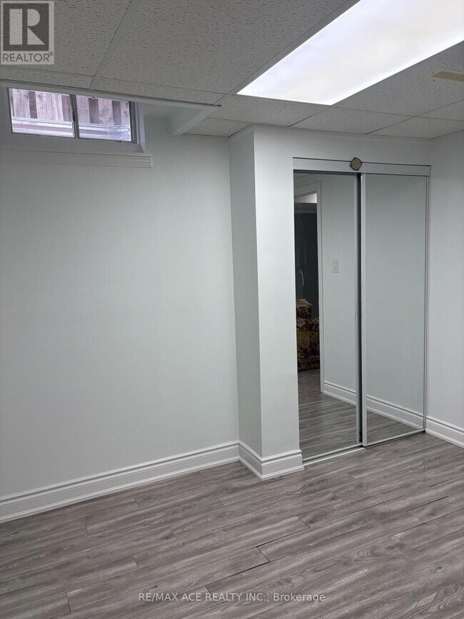 Photo du bâtiment - 168 Mary Pearson Dr