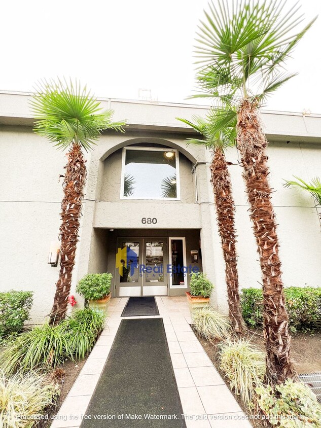 Primary Photo - Pet Friendly one bedrom condo available at...