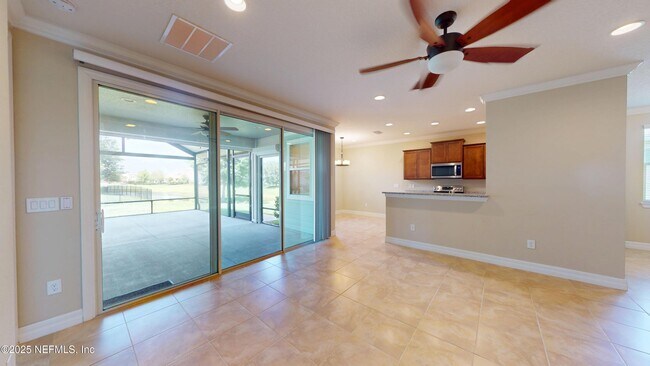 Foto del edificio - 29 Lakefront Ln