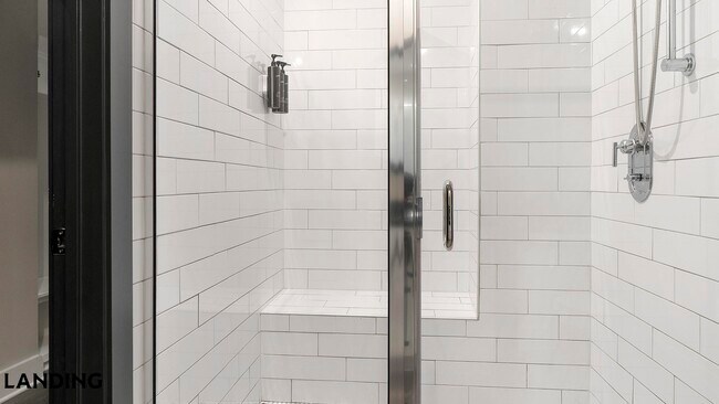 Foto del edificio - 2550 Blackmon Dr