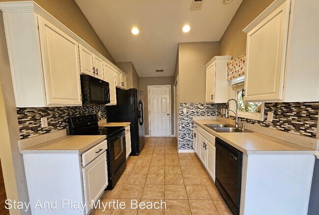 Building Photo - 4 br, 3 bath House - 371 Vesta Drive