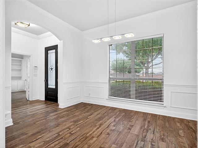 Building Photo - 9861 Chamber Hall Dr