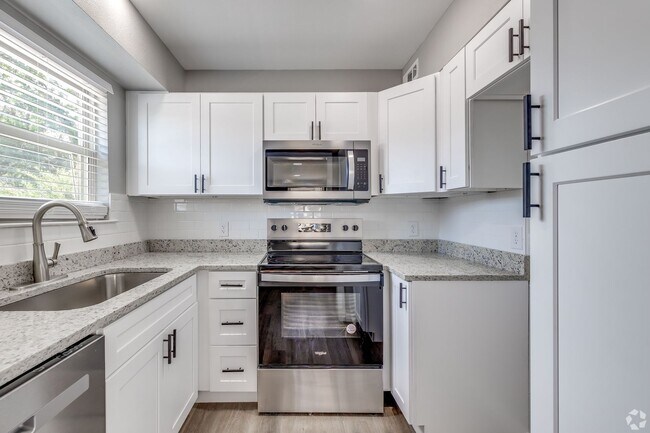 Foto del edificio - Beautiful 1 Bedroom in Brookside Area! $250 OFF Move in Special!