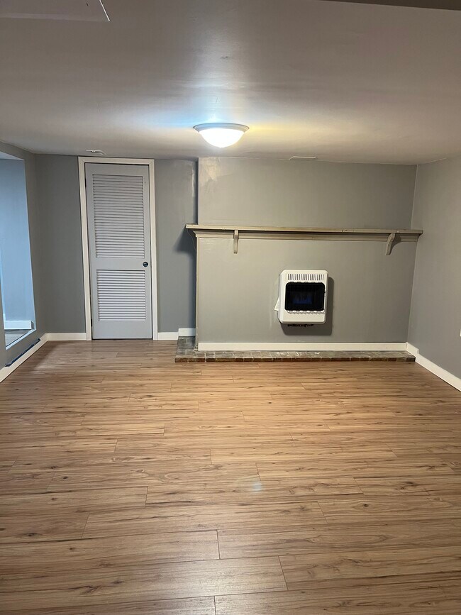 Sala de estar - 10 Bresock Ln