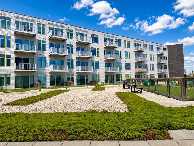 Foto del edificio - 2160 S Kinnickinnic Ave