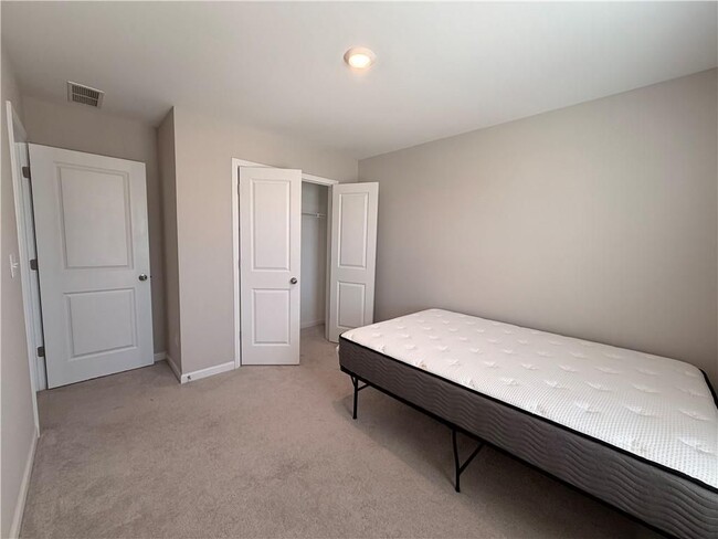 Building Photo - 223 Wynn Wy