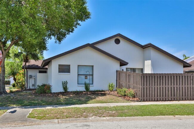 Building Photo - 5201 Bellefield Dr