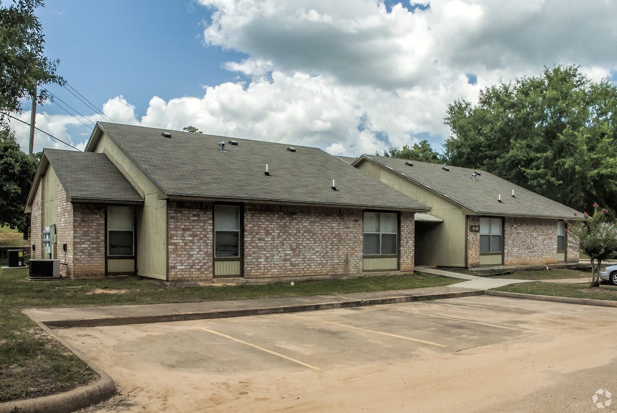 Primary Photo - Hillside Terrace Apartments