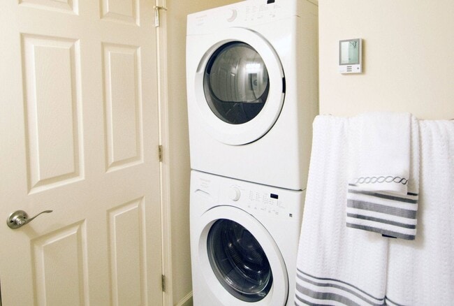Laundry - Audubon Pointe