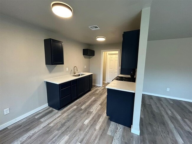 Foto del edificio - 10026 Caton Pl