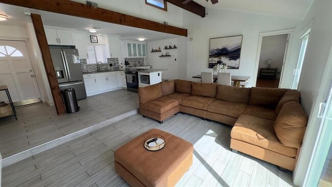 Foto del edificio - 1343 N Marcy Dr