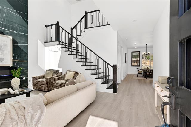 Building Photo - 531 W Laureland Rd