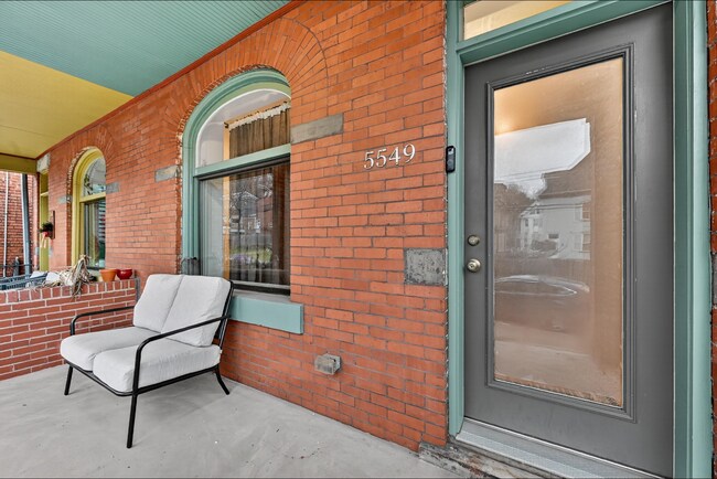 Foto del edificio - 5549 Columbo St