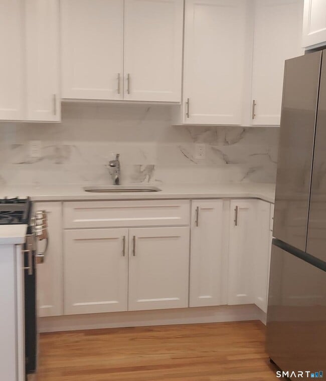 Building Photo - 67 Osborne Ave