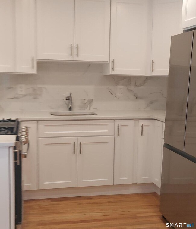 Foto del edificio - 67 Osborne Ave