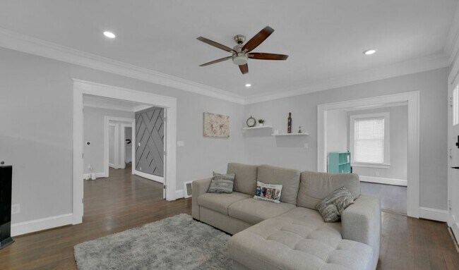 Foto del edificio - 1667 Sylvan Rd SW