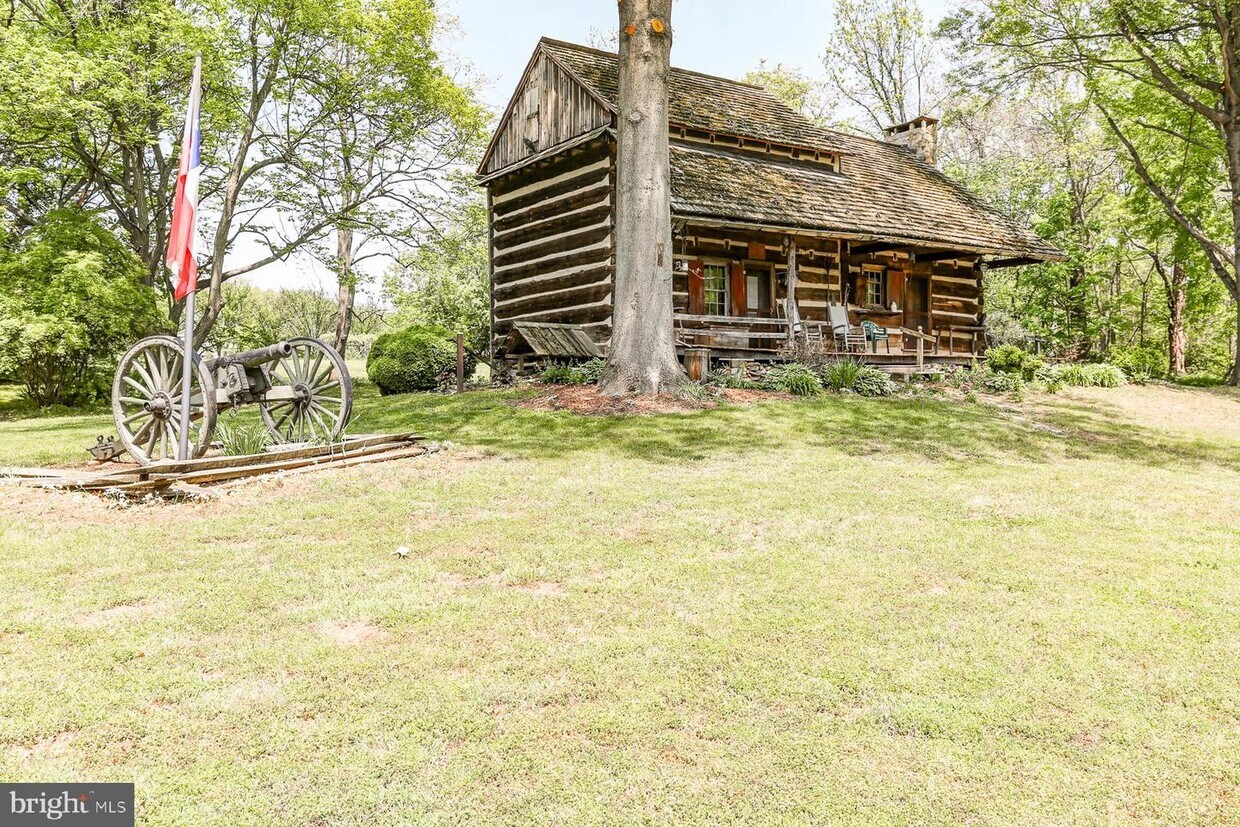 511 Creekview Ln, Mechanicsburg, PA 17055 House Rental in Mechanicsburg, PA