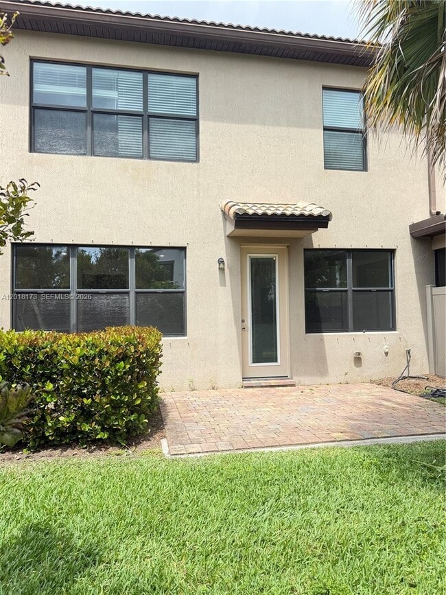 Building Photo - 4620 San Fratello Cir