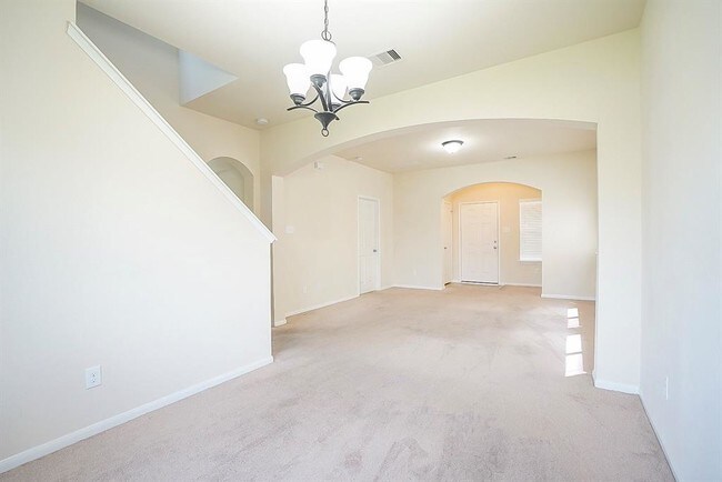 Building Photo - 11835 Jelicoe Dr