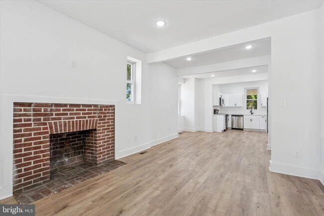 Foto del edificio - 236 E Butler Ave