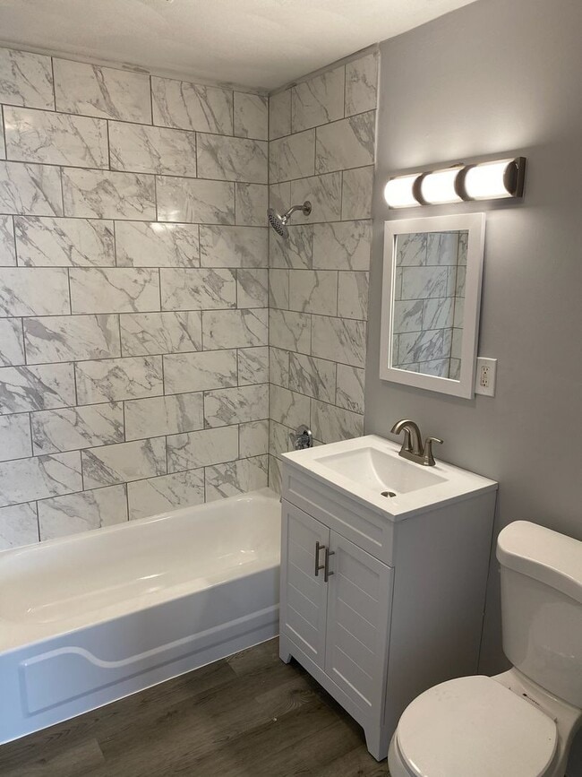 Photo - 22DOWN Apartment