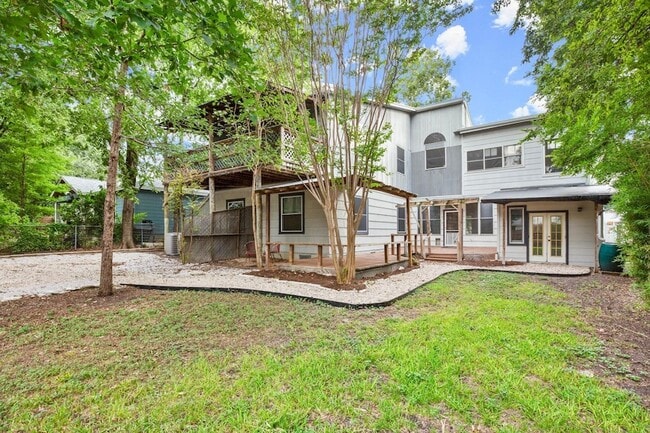 Building Photo - 1707 Alguno Rd