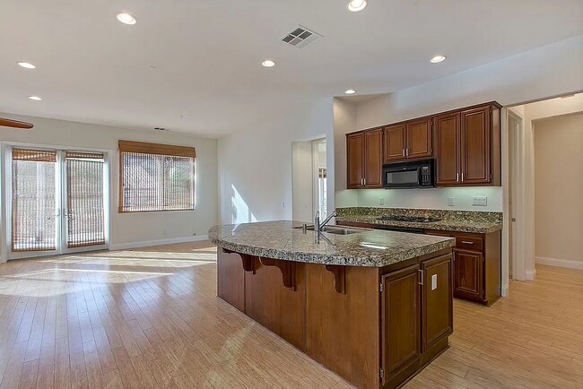 Foto del edificio - 27067 Sunningdale Way