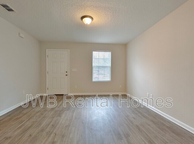 Building Photo - 6110 Dunmire Ave