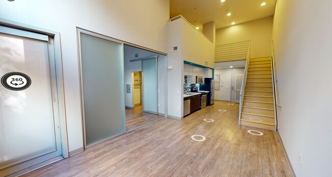 Building Photo - 265 S San Pedro St
