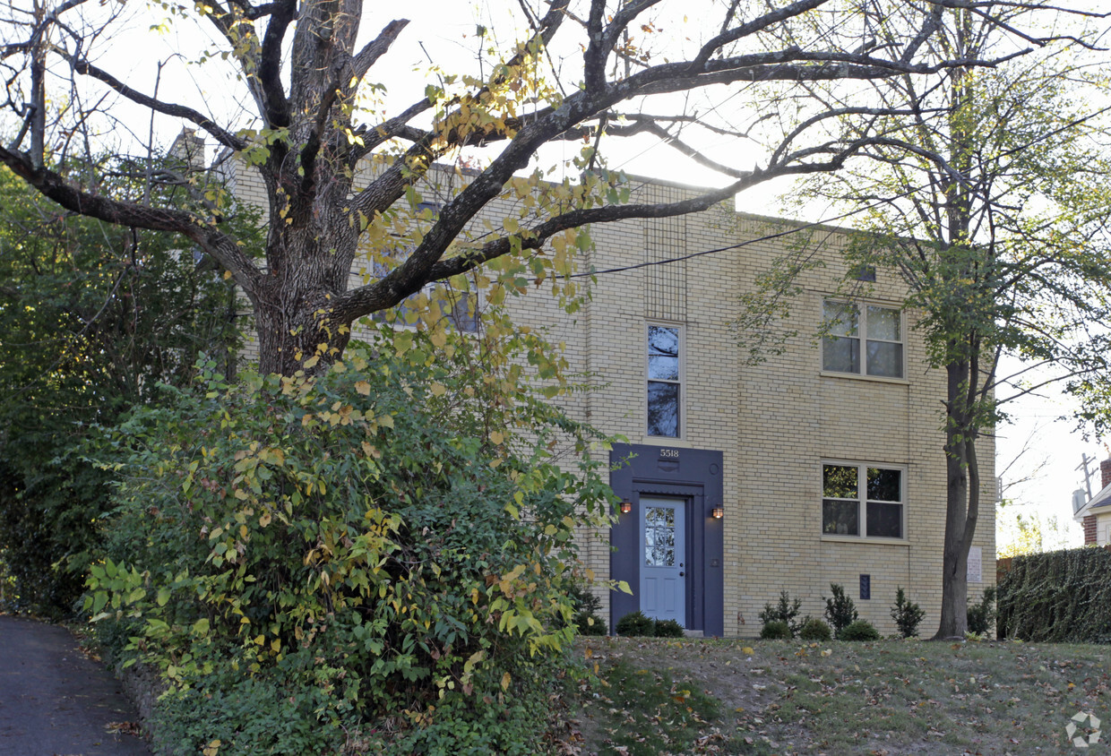 Building Photo - 5518 Lester Rd