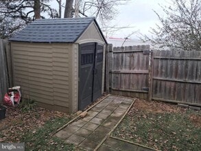 Building Photo - 4347 Normandy Ct