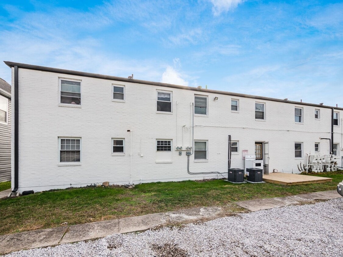 Foto del edificio - 472 Elsmere St