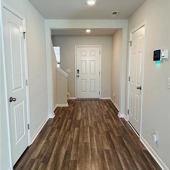 Building Photo - Earn Wealth While Leasing - Like a Homeown...