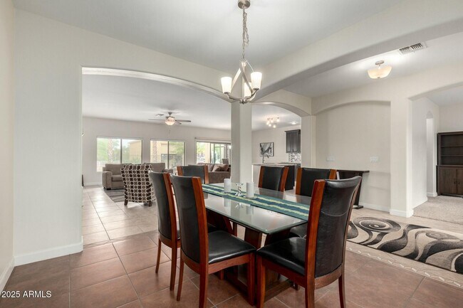 Foto del edificio - 9768 W Prospector Dr