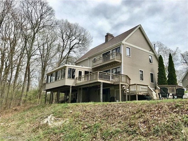 Building Photo - 4 br, 4 bath House - 99 Lake View Ave