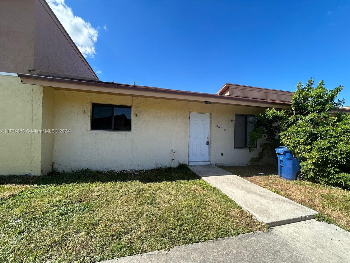 Foto principal - 28018 SW 141st Pl