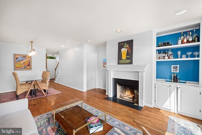 Foto del edificio - 535 Colecroft Ct