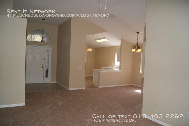 Building Photo - 4027 Watercove Dr