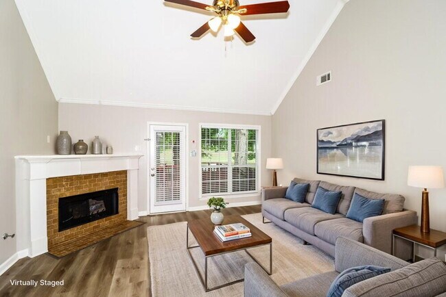 Foto del edificio - 35 Lakewood Cove