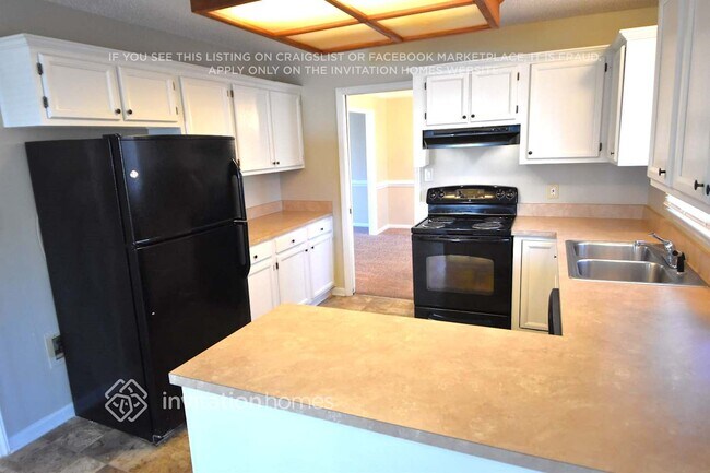 Foto del edificio - 2329 Century Oaks Ln