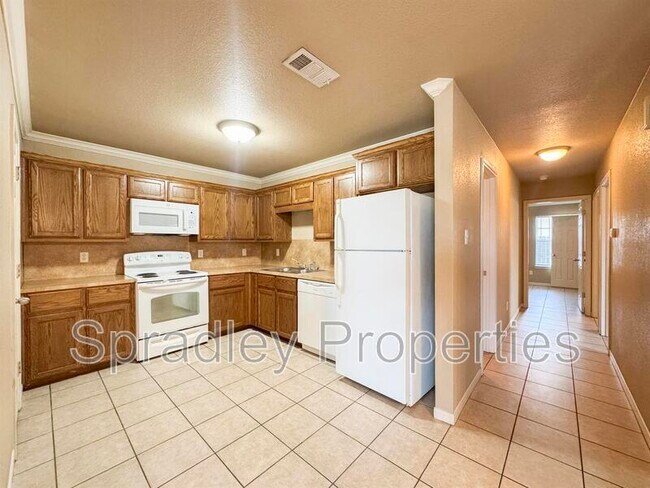 Building Photo - 4850-48205 205 Loop