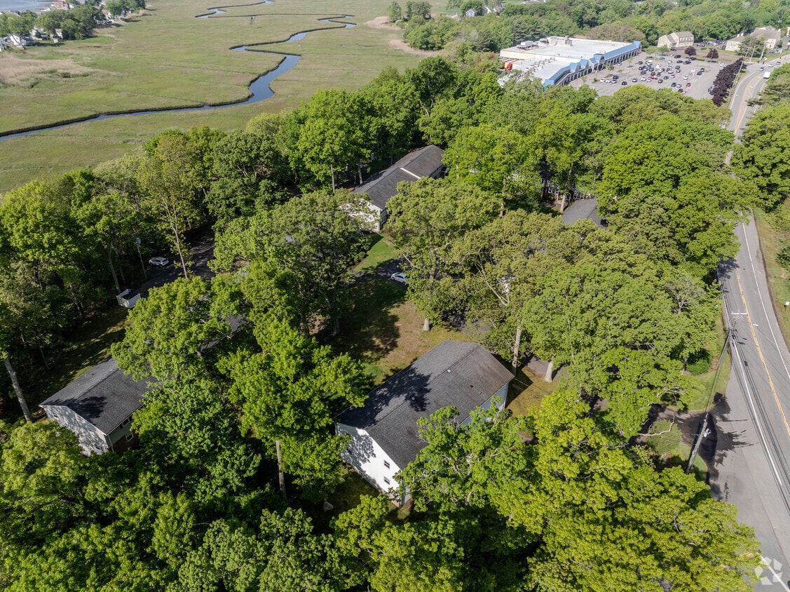 Exterior - 280 E Main St