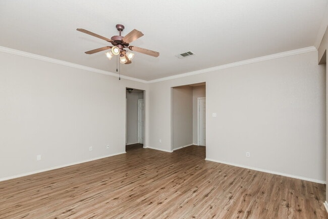 Building Photo - 1007 Winepress Rd