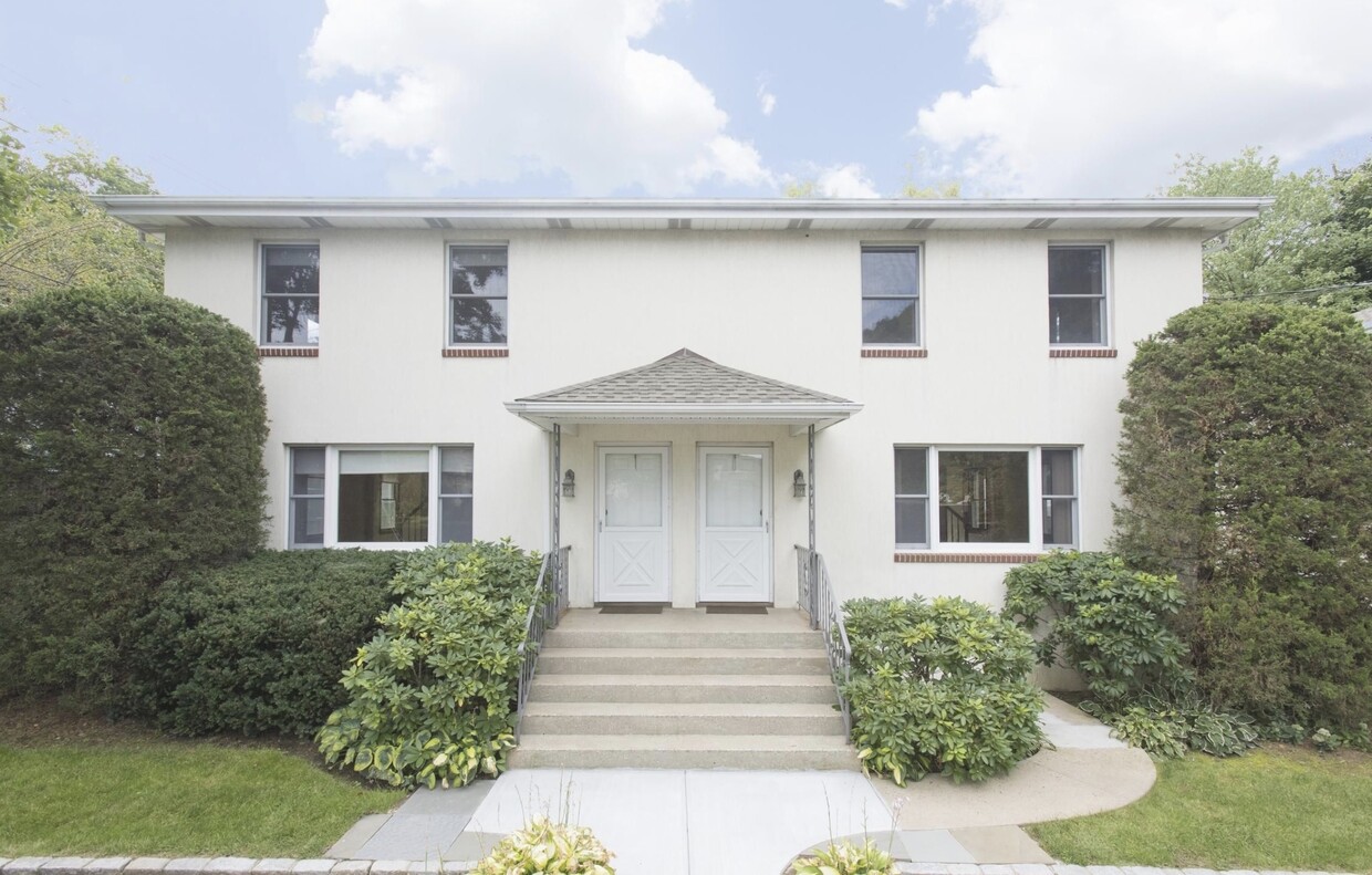 Primary Photo - 108 Monica Rd