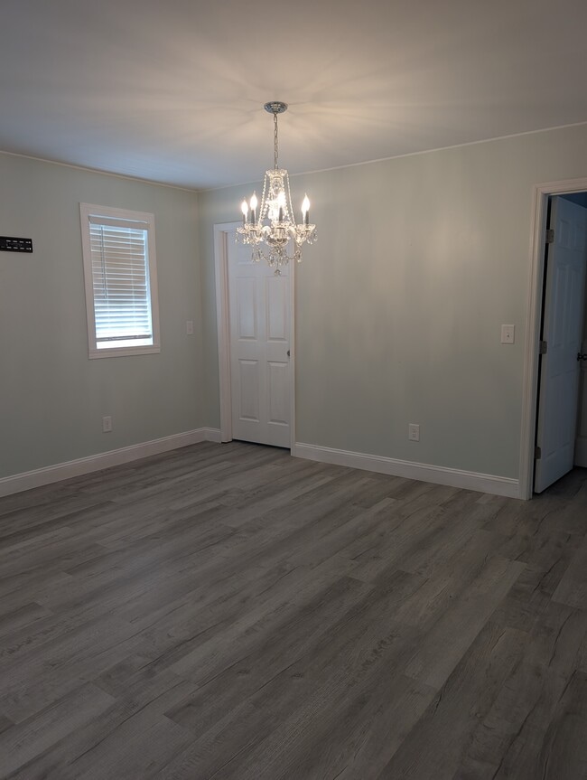 Foto del edificio - 3212 Grapevine Ct W