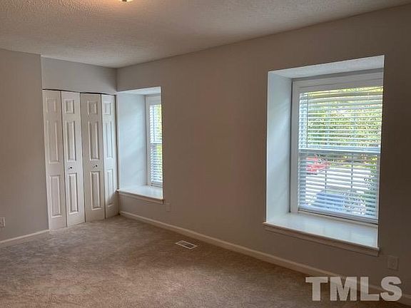 Building Photo - 6 Patriot Cir