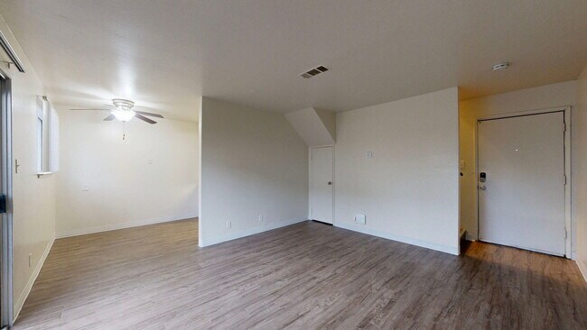 Interior Photo - Bay Terrace
