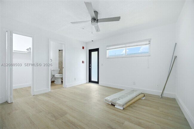 Foto del edificio - 2209 SW 61st Ave
